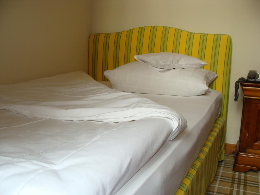 Hotel Freihof Wiesloch Room photo
