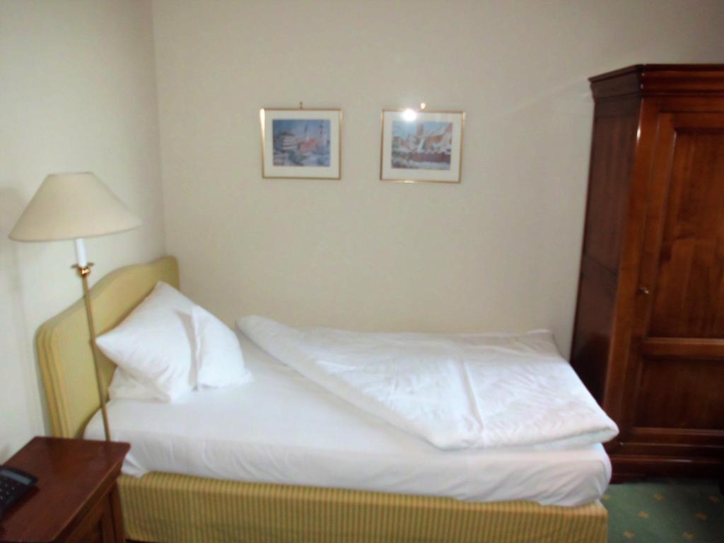 Hotel Freihof Wiesloch Exterior photo